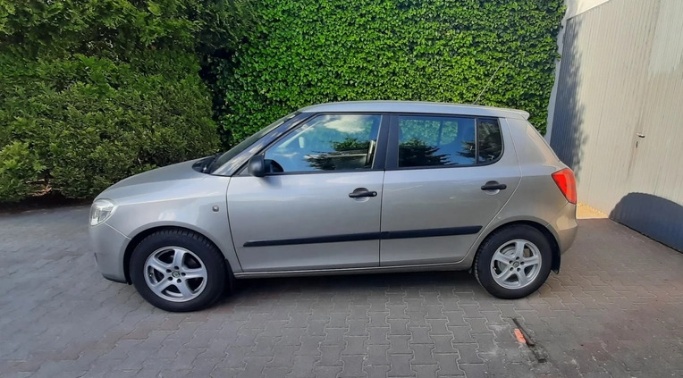 Skoda Fabia cena 20000 przebieg: 75836, rok produkcji 2009 z Mosina małe 67